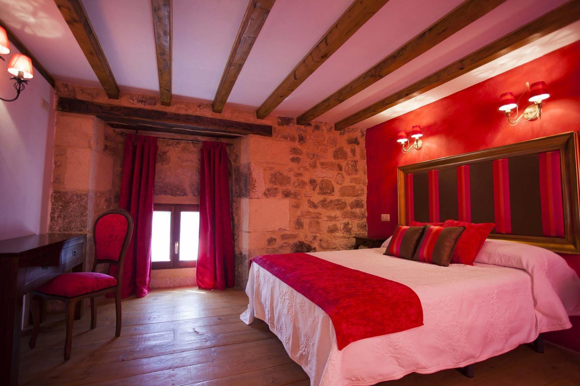 Hotel Rural La Torre De Bisjueces Ngoại thất bức ảnh
